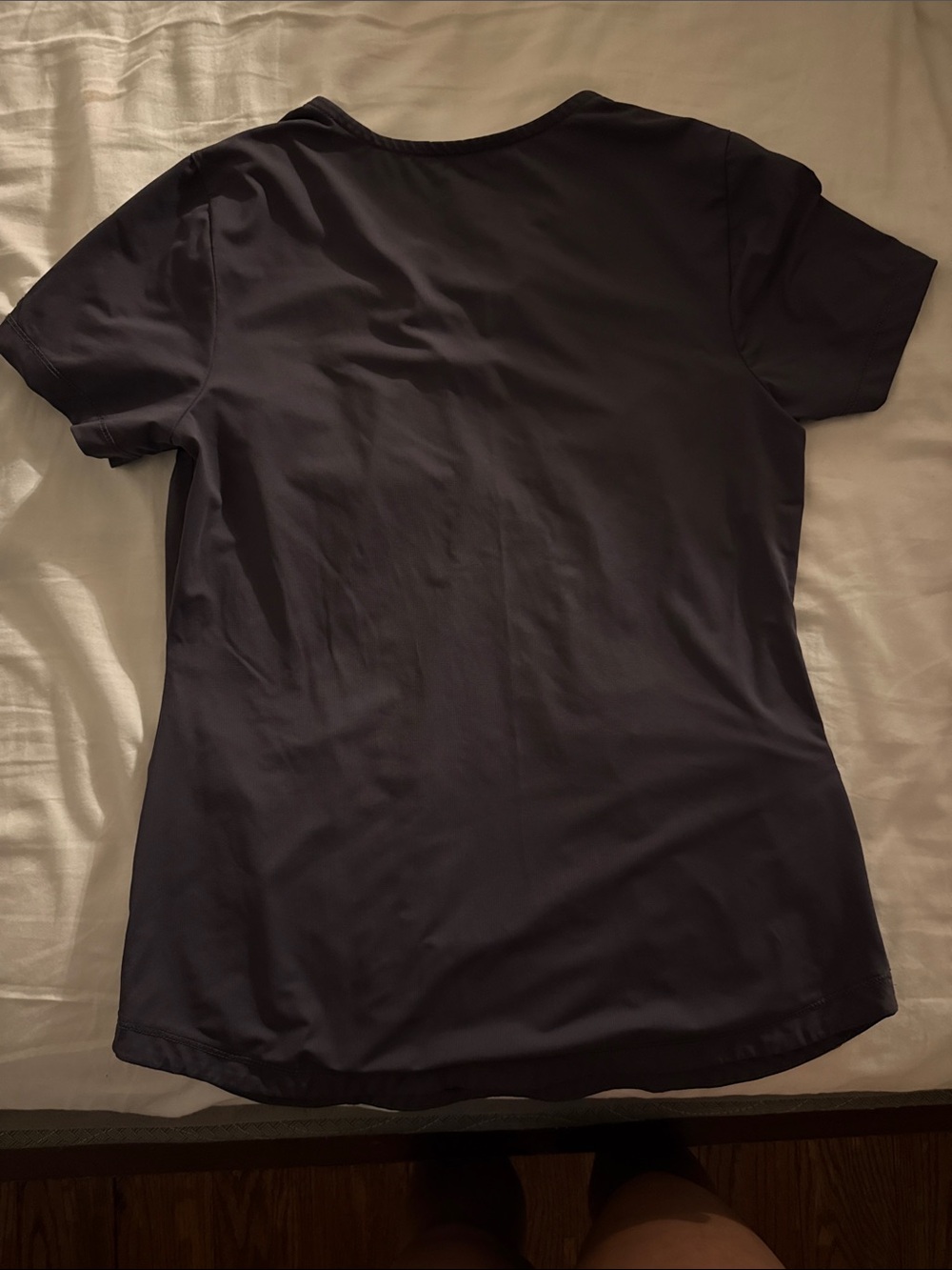 Skechers Women’s V-Neck Scrub Top in Charcoal - Picture 2 of 2